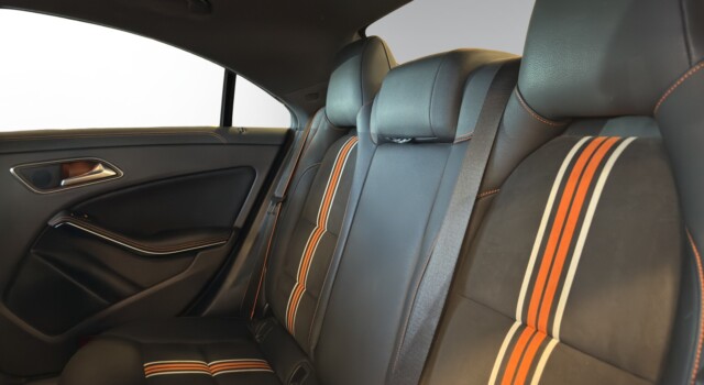 MERCEDES-BENZ CLA 220 CDI AMG Line