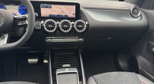 MERCEDES-BENZ EQA 250 + 70,5kWh Excellence
