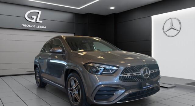 MERCEDES-BENZ GLA 220 4Matic 8G-DCT