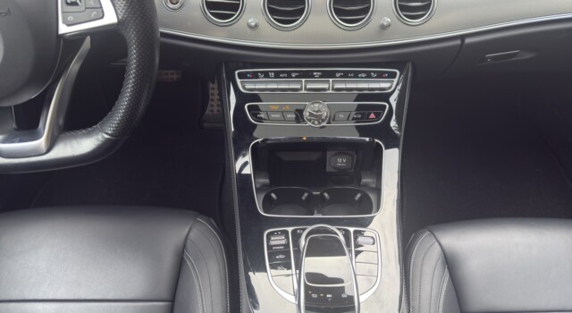 MERCEDES-BENZ E 400 AMG Line 4 Matic