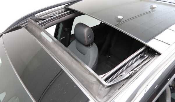 MERCEDES-BENZ GLB 250 4Matic AMG Line 8G-Tronic