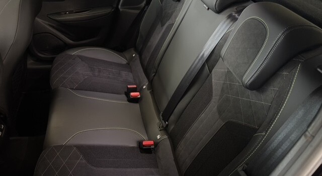 PEUGEOT 208 1.2 PureTech GT EAT8