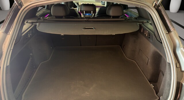 MERCEDES-BENZ C 220 d T 4 Matic Swiss Star