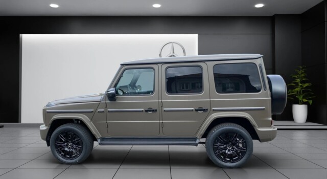 MERCEDES-BENZ G 500 9G-Tronic
