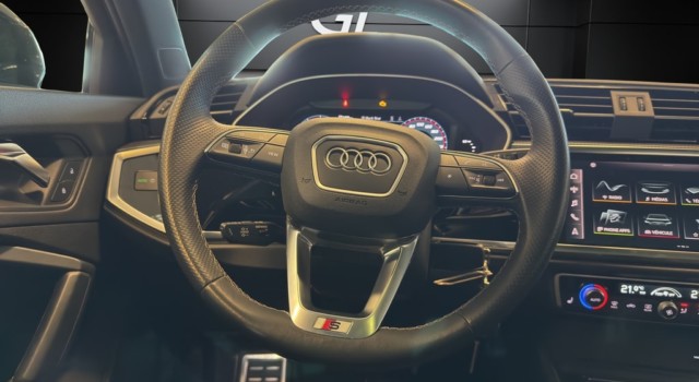 AUDI Q3 35 TFSI S line