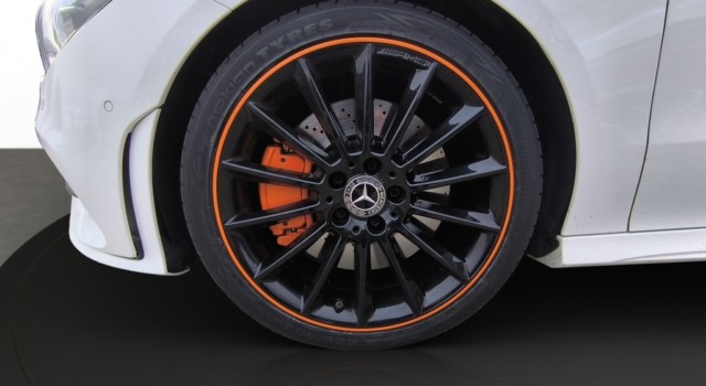 MERCEDES-BENZ CLA 250 CLA SB 250 AMG Line 4M 7G