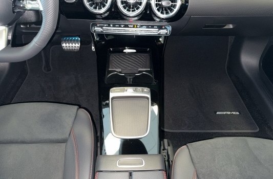 MERCEDES-BENZ A 200 Night Star 7G-DCT