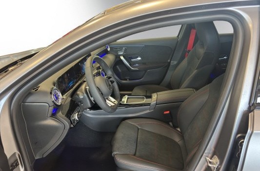 MERCEDES-BENZ A 35 AMG A AMG 35 4Matic 8G-DCT