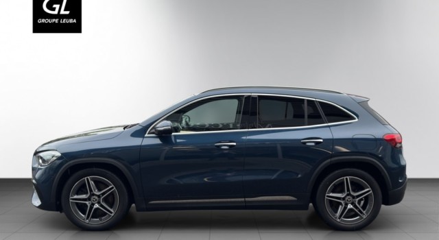 MERCEDES-BENZ GLA 250 AMG Line 4Matic