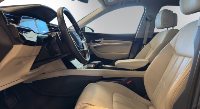AUDI e-tron 55 S Line qu