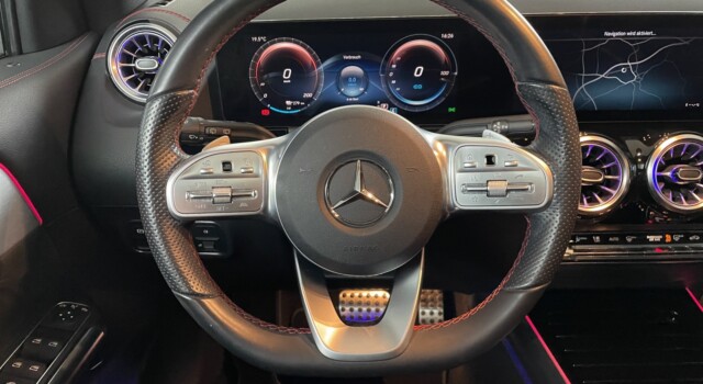 MERCEDES-BENZ EQA 250 AMG Line AMG Line