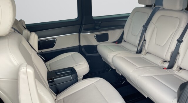MERCEDES-BENZ V 300 d extralang Swiss Edition 4Matic 9G-Tronic