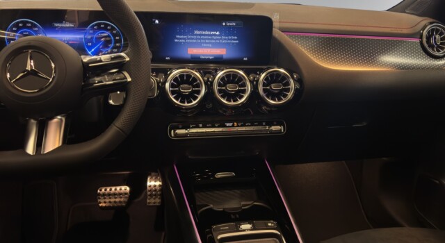 MERCEDES-BENZ EQA 250 + 70,5kWh Excellence