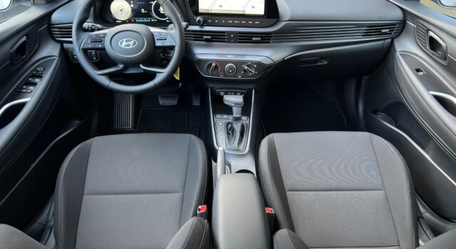 HYUNDAI i20 1.0 T-GDi Amplia DCT
