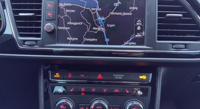 SEAT LEON ST 2.0 TDI FR 4D