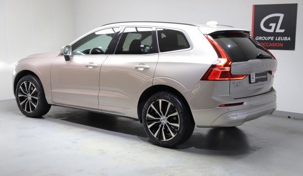 VOLVO XC60 B5 B AWD Core