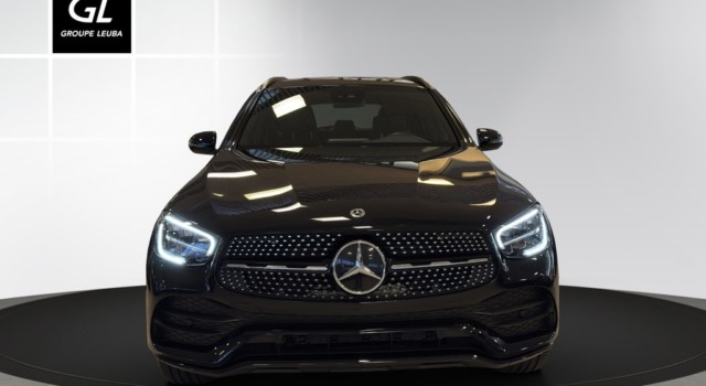 MERCEDES-BENZ GLC 300 e AMG Line 4Matic