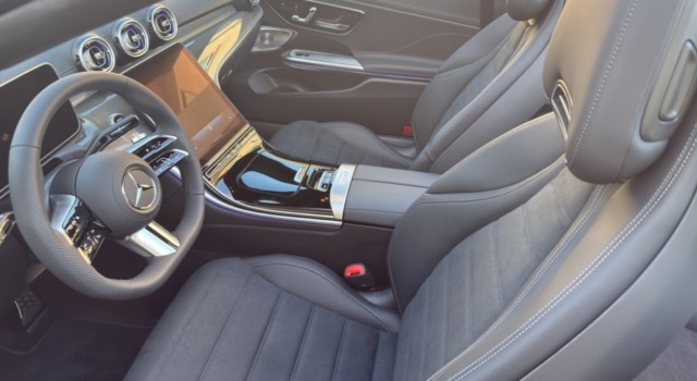 MERCEDES-BENZ CLE 300 Cabrio 4Matic 9G-Tronic