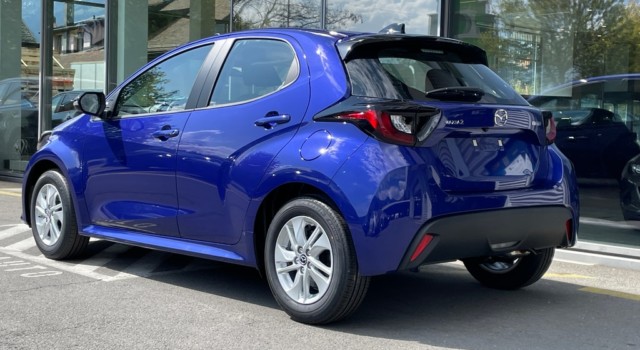 MAZDA 2 Hybrid Centre-line