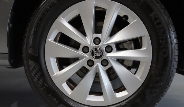 SKODA KAMIQ 1.0 TSI Ambition