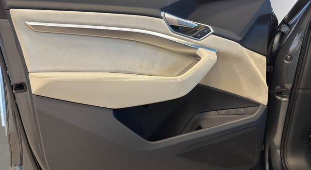 AUDI e-tron 55 S Line qu