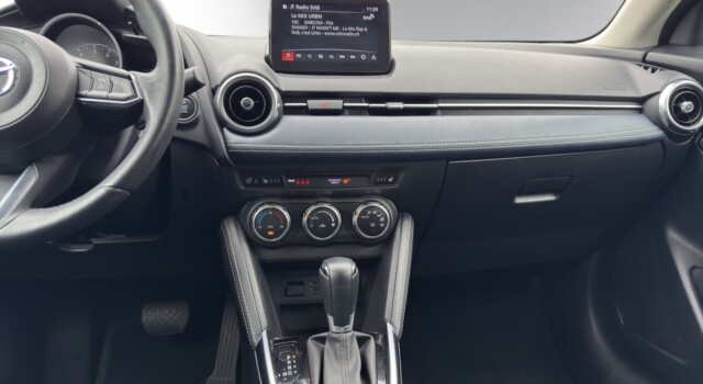 MAZDA 2 SKYACTIV-G 90 Revolution Automat