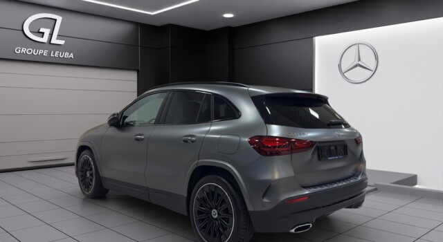 MERCEDES-BENZ GLA 220 4Matic 8G-DCT