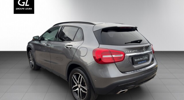 MERCEDES-BENZ GLA 200 Night Star 7G-DCT