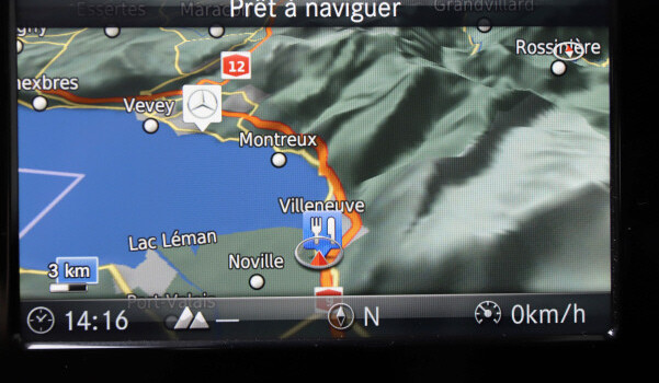 MERCEDES-BENZ GLA 220 4Matic