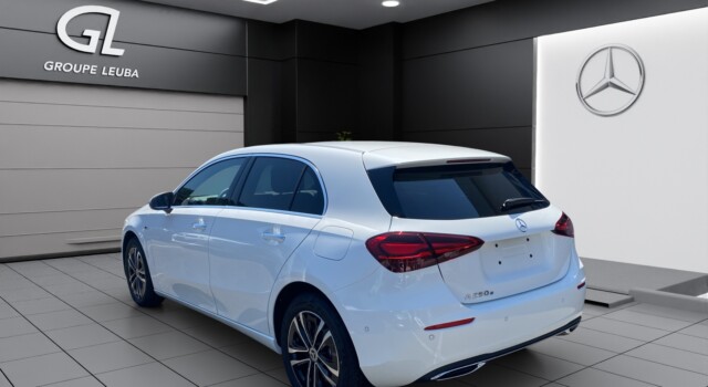 MERCEDES-BENZ A 250 e EQ Star 8G-DCT