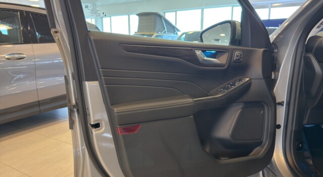 FORD KUGA 2.5 PHEV Vignale 2WD