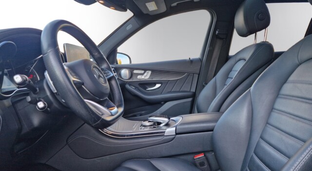 MERCEDES-BENZ GLC 220 d AMG Line 4Matic 9G-Tronic