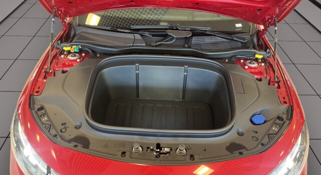 MERCEDES-BENZ CLA 250 + 85 kWh EQ