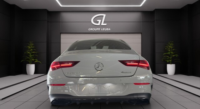 MERCEDES-BENZ CLA 250 4Matic 8G-DCT