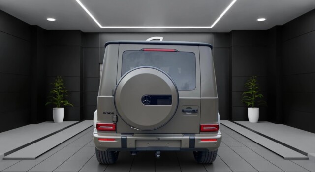 MERCEDES-BENZ G 500 9G-Tronic