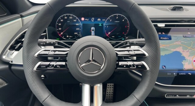 MERCEDES-BENZ E 200 E 220 D 4M T