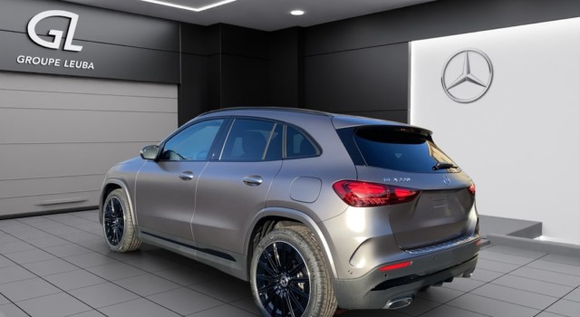 MERCEDES-BENZ GLA 220 4Matic 8G-DCT