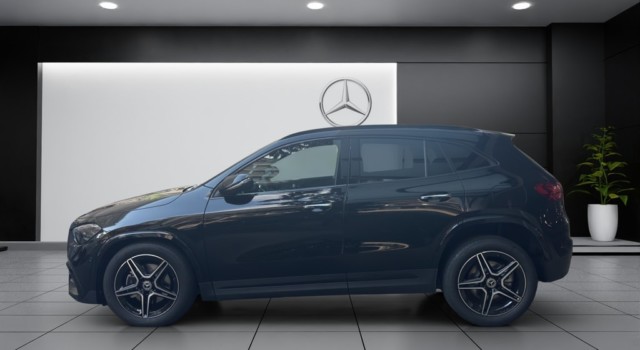 MERCEDES-BENZ GLA 220 4Matic 8G-DCT