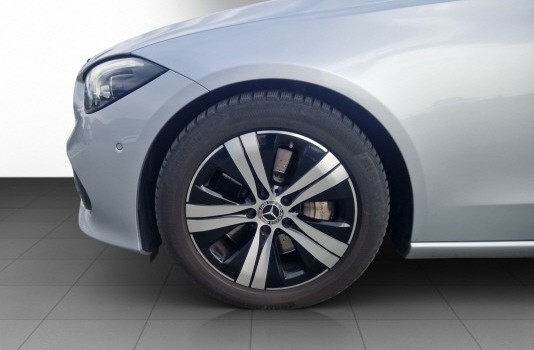 MERCEDES-BENZ C 220 d Avantgarde