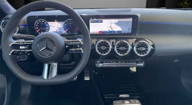 MERCEDES-BENZ A 250 4Matic 8G-DCT