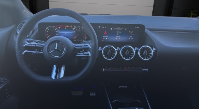 MERCEDES-BENZ GLA 250 4Matic 8G-DCT