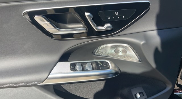 MERCEDES-BENZ E 220 d 4Matic 9G-Tronic