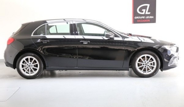 MERCEDES-BENZ A 200 Progressive