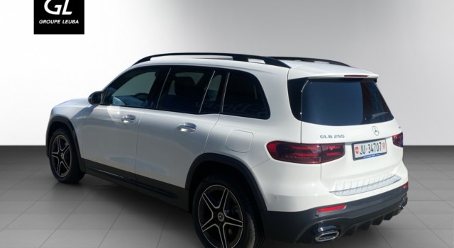 MERCEDES-BENZ GLB 250 4Matic 8G-Tronic