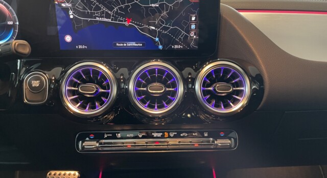 MERCEDES-BENZ EQA 250 AMG Line AMG Line