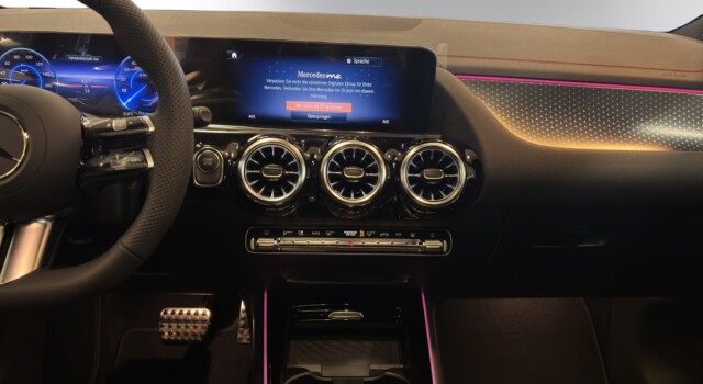 MERCEDES-BENZ EQA 250 + 70,5kWh Excellence