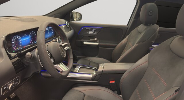 MERCEDES-BENZ GLA 220 4Matic 8G-DCT