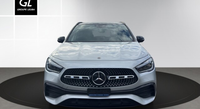 MERCEDES-BENZ GLA 250 4Matic AMG Line 8G-DCT