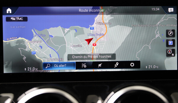 MERCEDES-BENZ GLA 250 Progressive4Matic