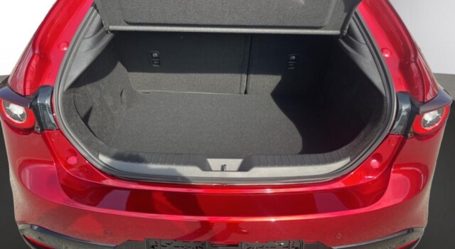 MAZDA 3 Hatchback SKYACTIV-G M Hybrid 140 Centre Line Automat